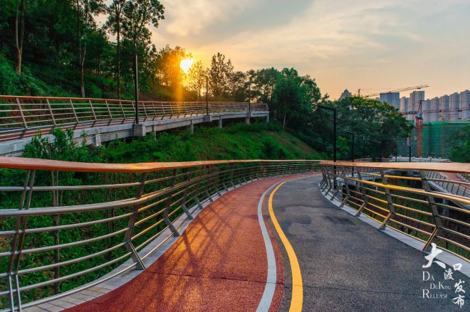大渡口重钢步道入选市特色健身步道,升级华宇锦绣玺岸山城特色景观